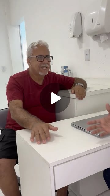Capa do depoimento em vídeo publicado pela Meta Odonto